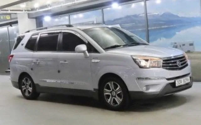 코란도투리스모 중고차 코란도투리스모 4WD GT 매물 사진 17 - 2014/04 151,175km