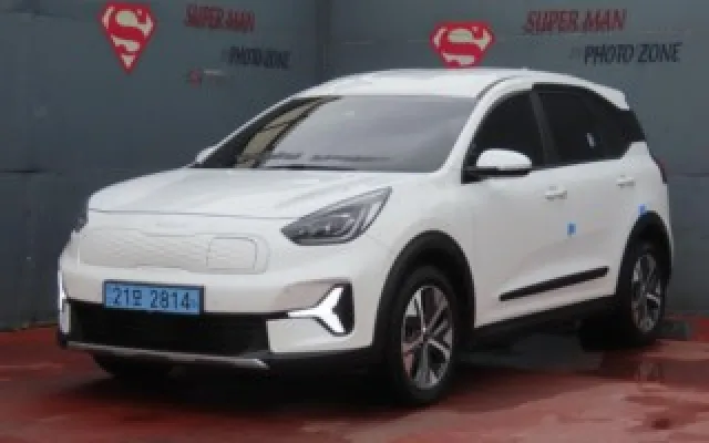 코란도투리스모 중고차 니로 플러스 EV 어스 매물 사진 18 - 2023/07 148,278km