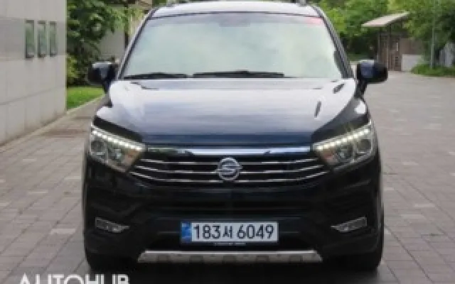 코란도투리스모 중고차 코란도투리스모 4WD 익스트림 매물 사진 5 - 2018/12 136,762km